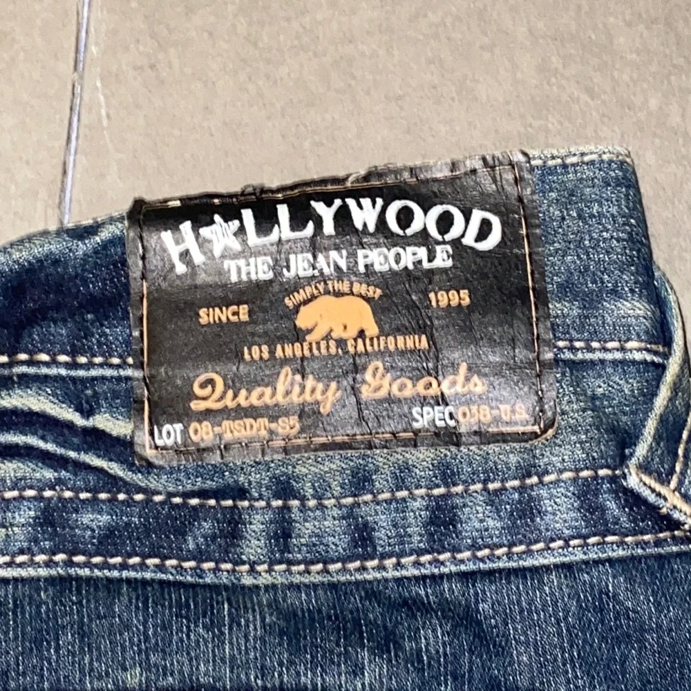 Hollywood The Jean People Size 16 Low Boot Cut Faded Denim Jeans - Picture 9 of 14